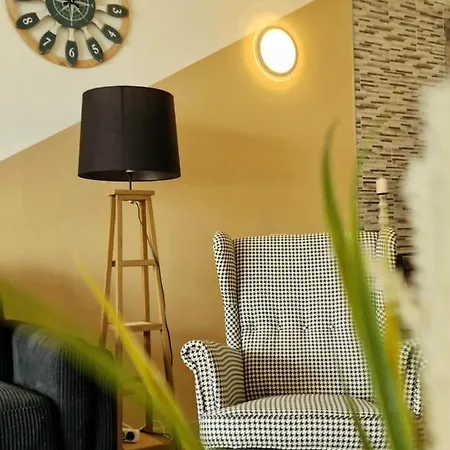 Stunning Lovely Flat With Pool And Wi-fi, 31 * Arona (Tenerife)